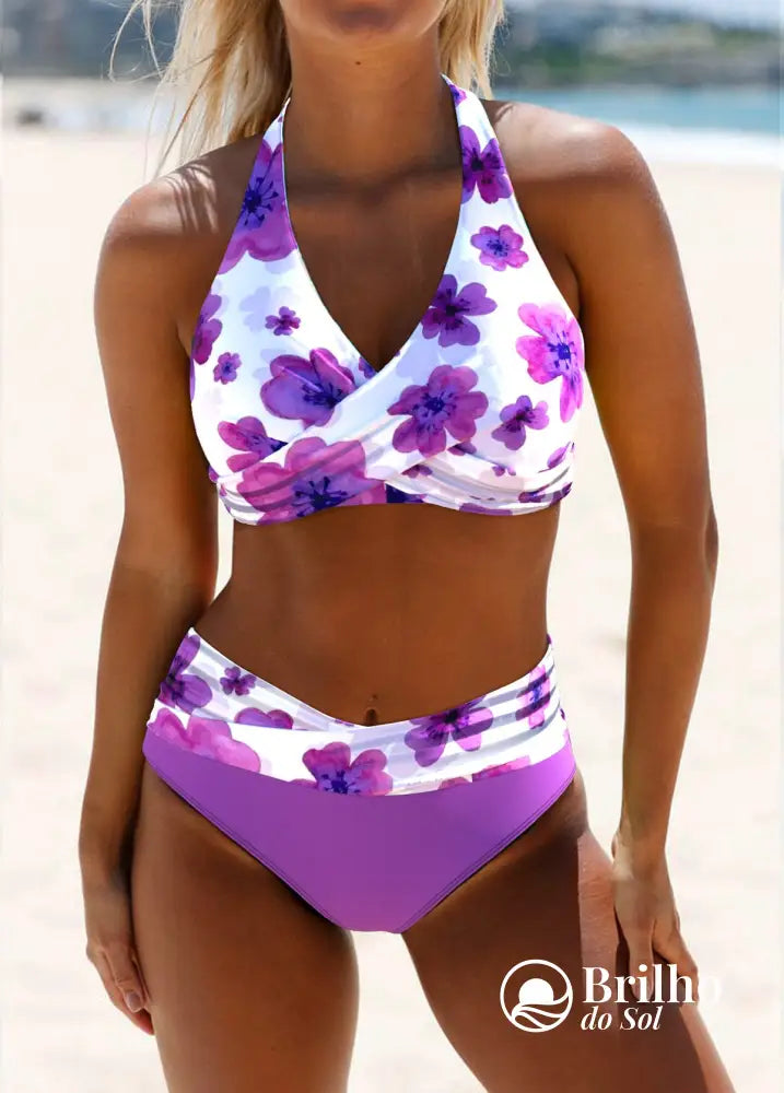 Biquíni Floral Com Top Transpassado E Cintura Alta Biquíni Floral Com Top Transpassado E Cintura Alta