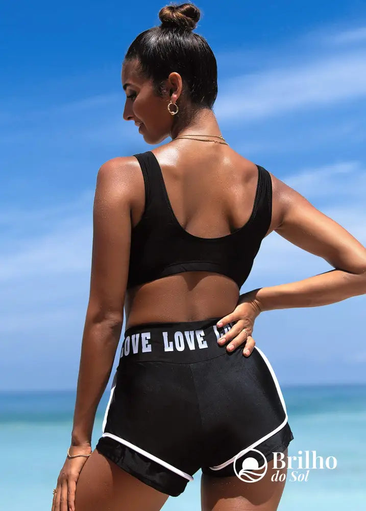 Conjunto Praia Com Top Nadador Com Tiras E Short Lettering Conjunto Praia Com Top Nadador Com Tiras E Short Lettering