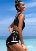 Conjunto Praia Com Top Nadador Com Tiras E Short Lettering Conjunto Praia Com Top Nadador Com Tiras E Short Lettering