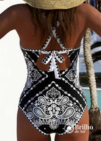 Maiô Halter Estampado Com Decote Vazado Estilo Moderno Maiô Halter Estampado Com Decote Vazado Estilo Moderno