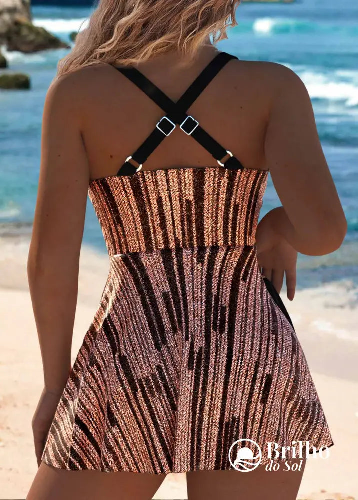 Maiô Transpassado Com Saia Estampada Brilhante Texturizada Maiô Transpassado Com Saia Estampada Brilhante Texturizada