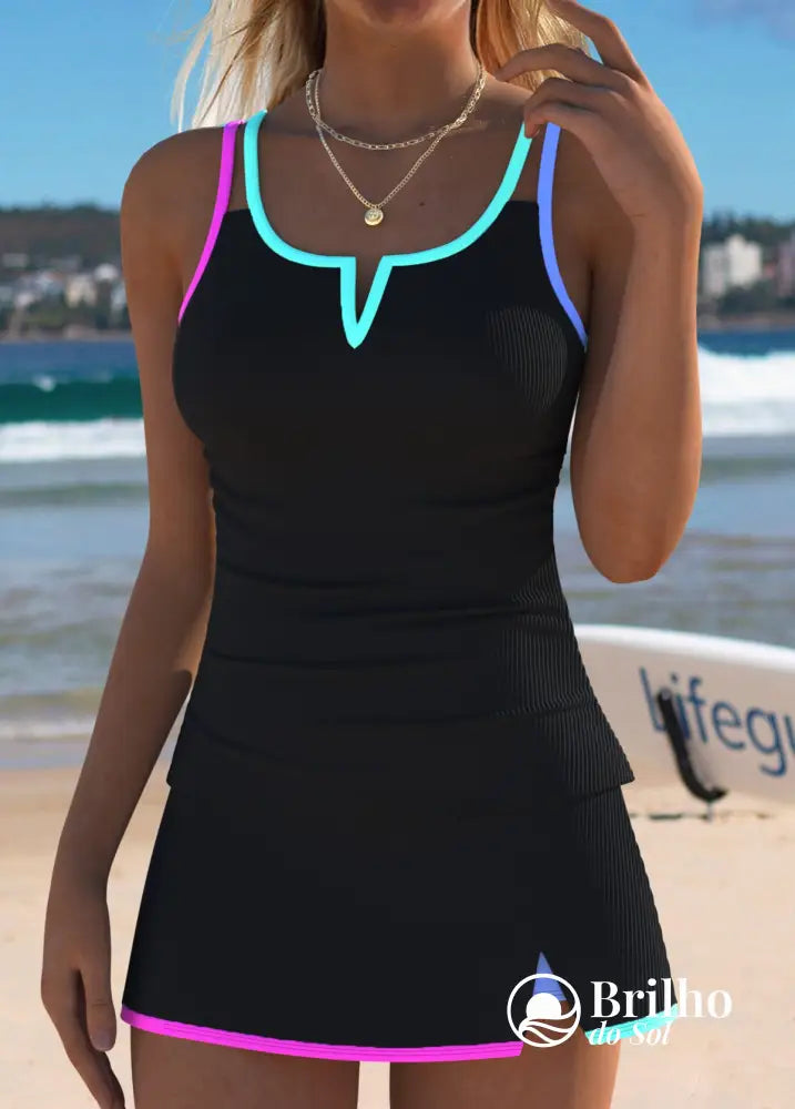 Tankini Canelado Com Recorte Frontal E Saia Assimétrica Moderna Tankini Canelado Com Recorte Frontal E Saia Assimétrica