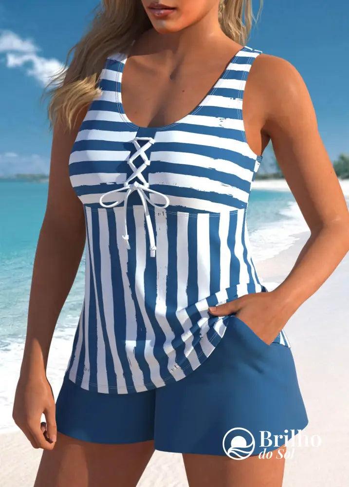 Tankini Degradê Com Amarração Frontal E Bermuda De Praia Tankini Degradê Com Amarração Frontal E Bermuda De Praia