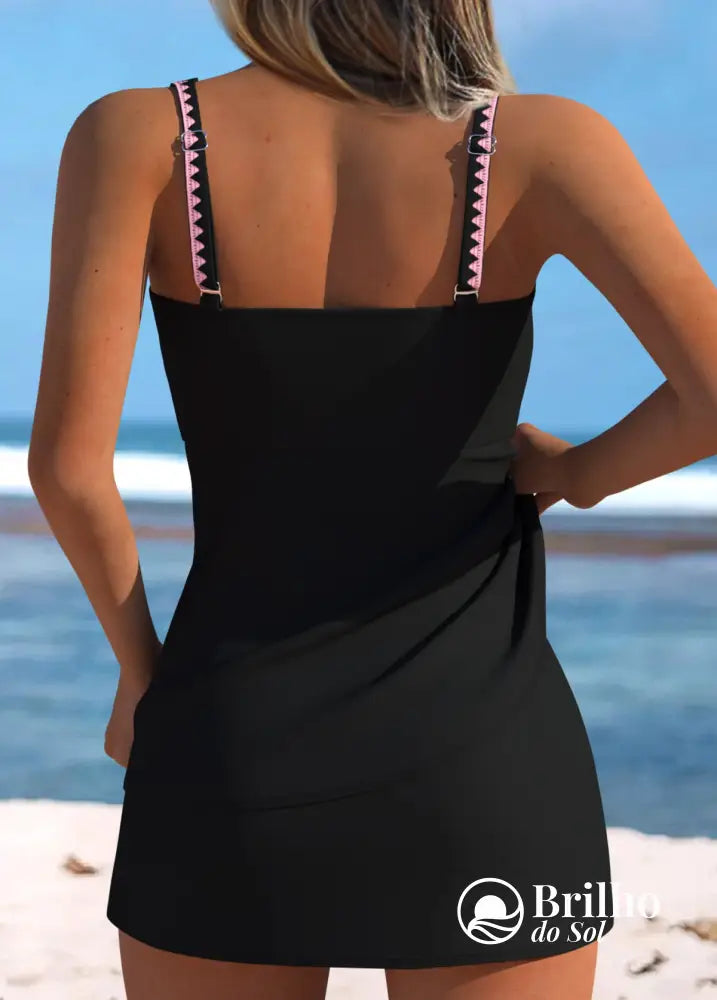 Tankini Drapeado Com Alças Largas E Saia Floral Elegante Tankini Drapeado Com Alças Largas E Saia Floral Elegante