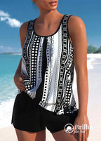 Tankini Estampado Com Regata Solta E Short Casual Tankini Estampado Com Regata Solta E Short Casual
