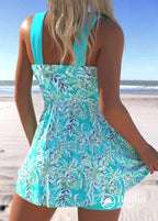 Tankini Floral Com Estampa Vibrante E Alças Cruzadas Tankini Floral Com Estampa Vibrante E Alças Cruzadas