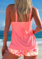 Tankini Franzido No Busto Com Short Estampa Tropical Charmoso Tankini Franzido No Busto Com Short Estampa Tropical